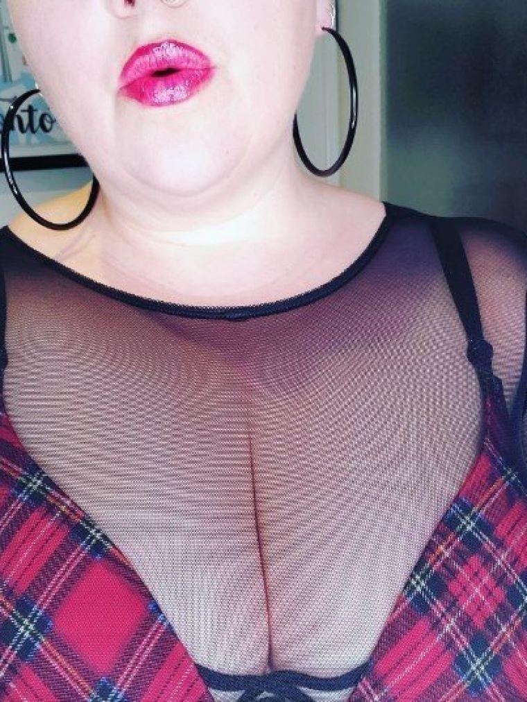 Lush Lynn, girl