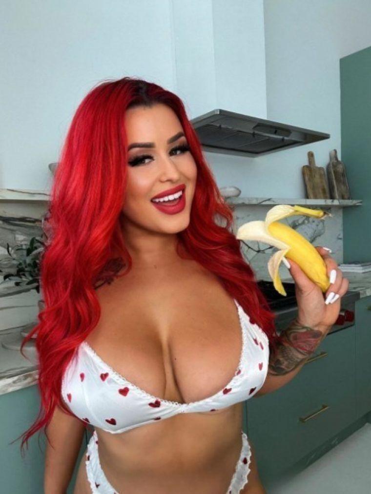 Mandy, Toronto