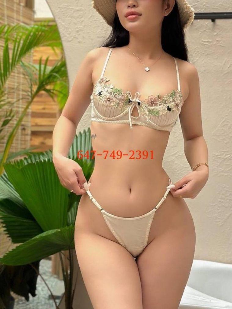 Selina  — photos and reviews about the prostitute