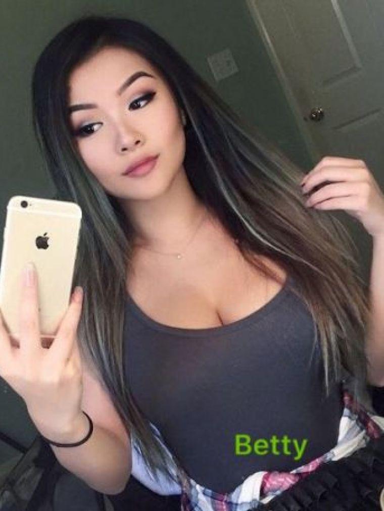 female escorts Party Girl Betty (Toronto)
