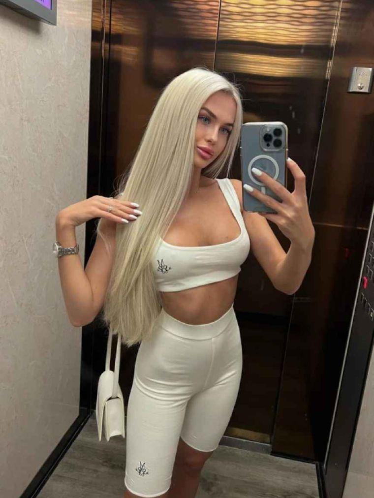 Nicole_Marlee, height: 166, weight: 40